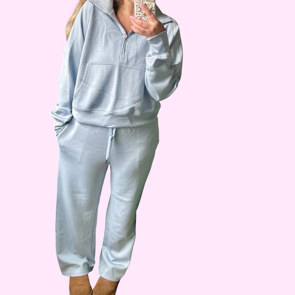 NWT Light Blue Matching Set Sweatsuit with Quarter Zip and Sweatpants in Size L
